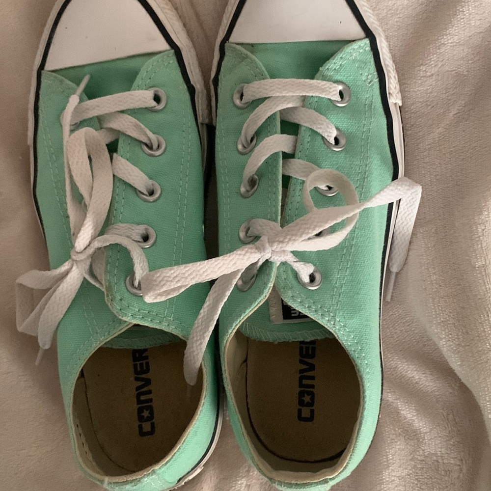 Turquoise converse